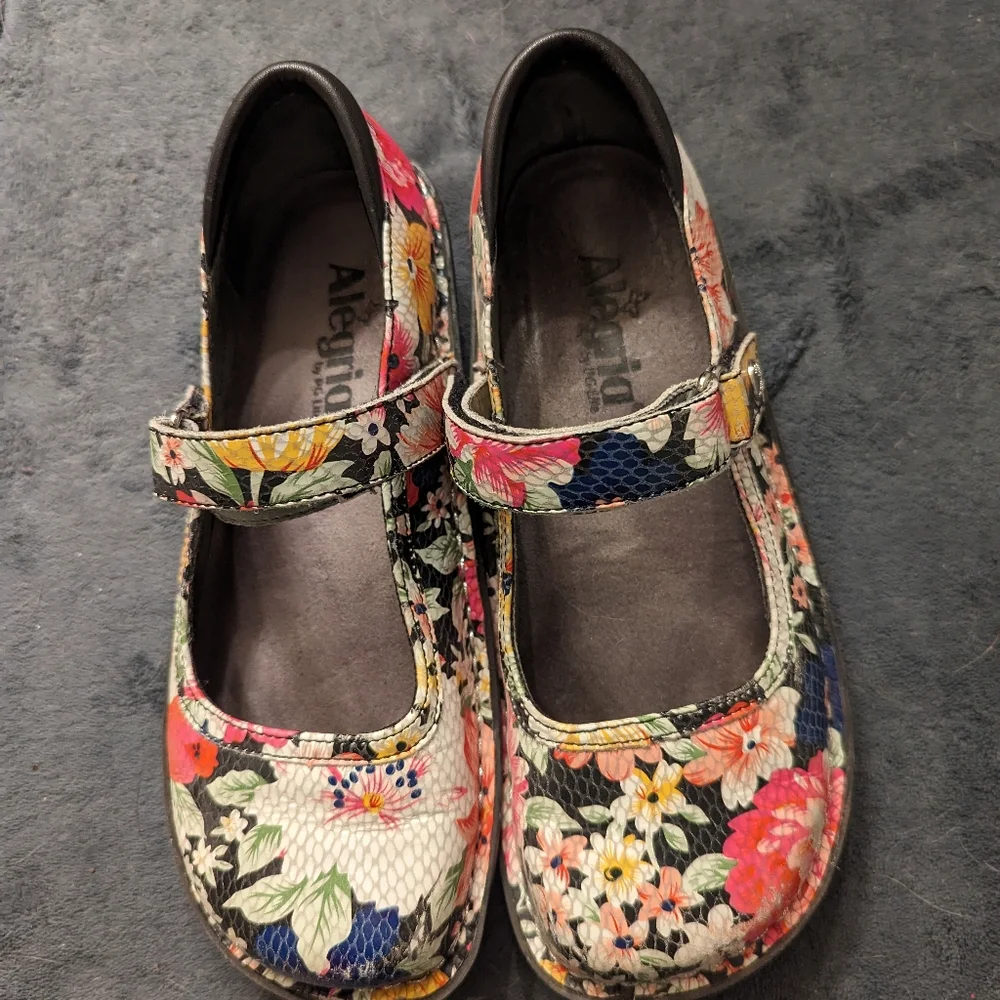 Alegria Belle size 6, multicolor flowers - Picture 2 of 4